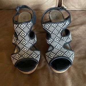 Women’s Black and white wedges size 9